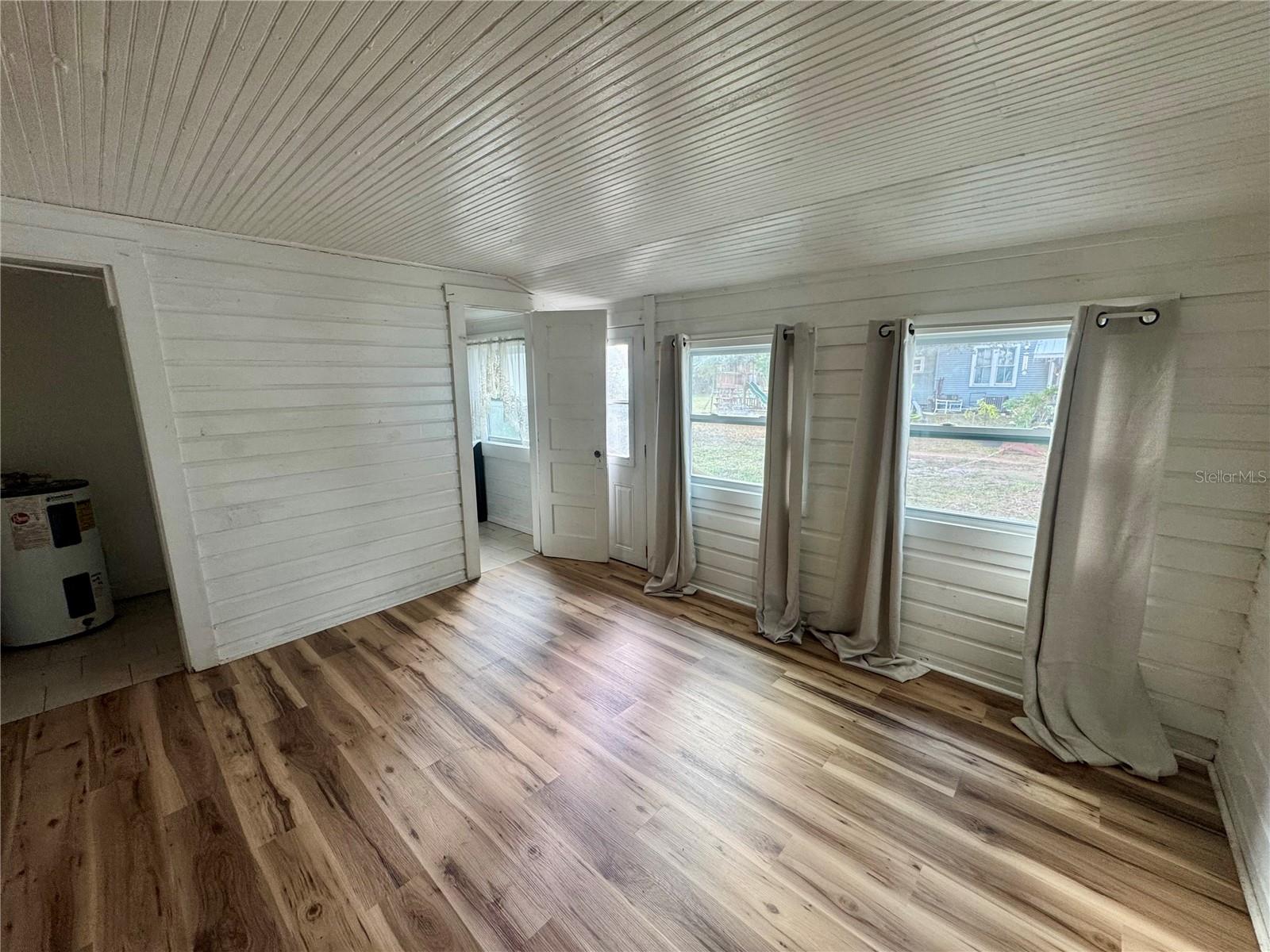 Image 5 of 10 For 15 Hillsborough