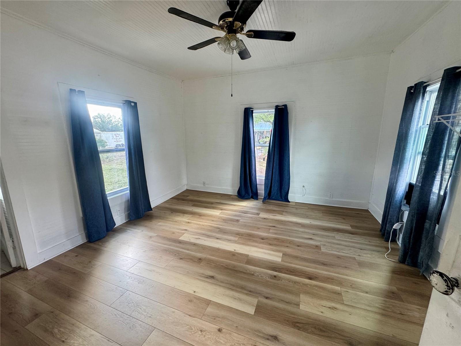 Image 7 of 10 For 15 Hillsborough