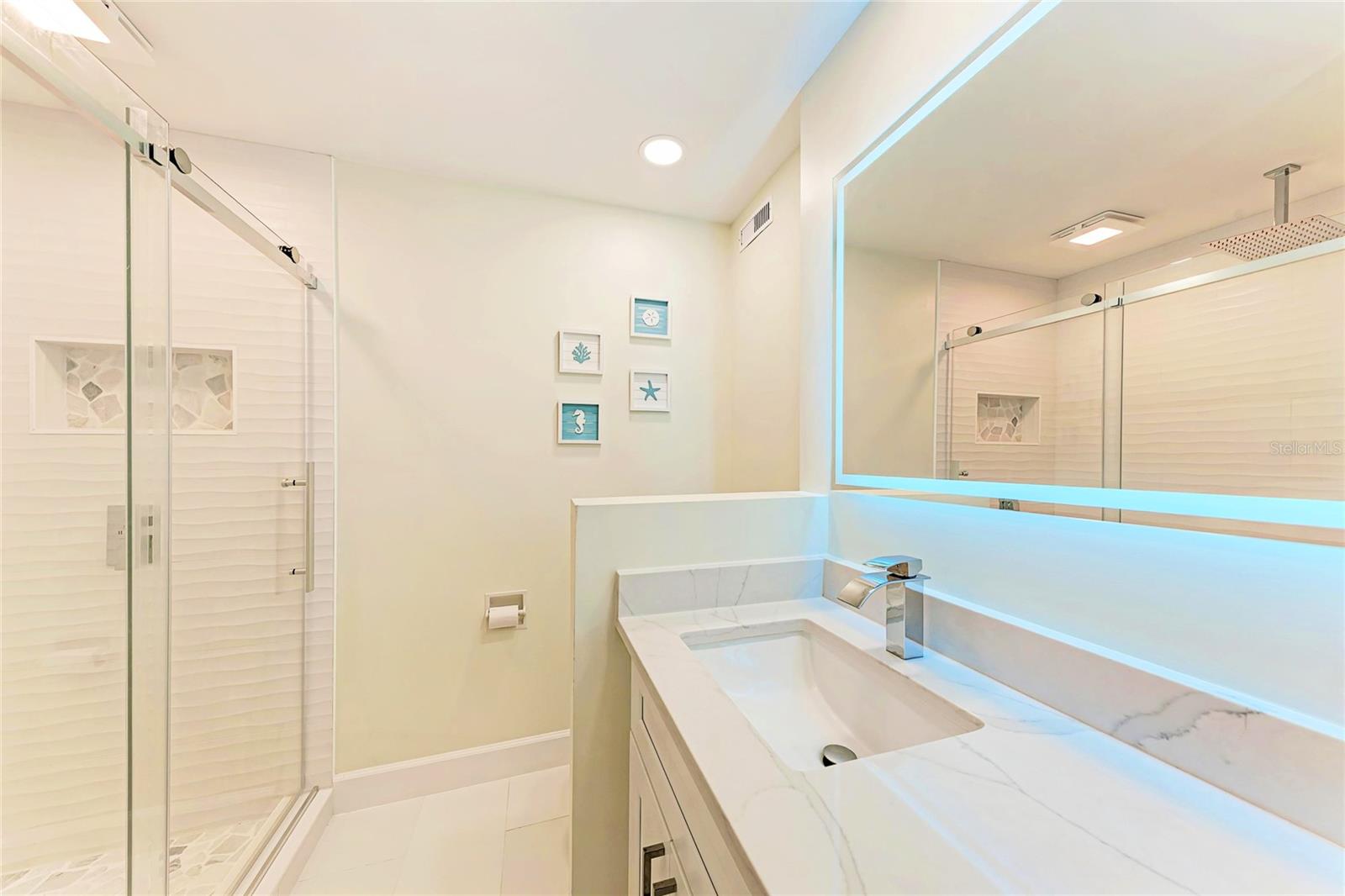 Image 18 of 46 For 503 Bayview Drive