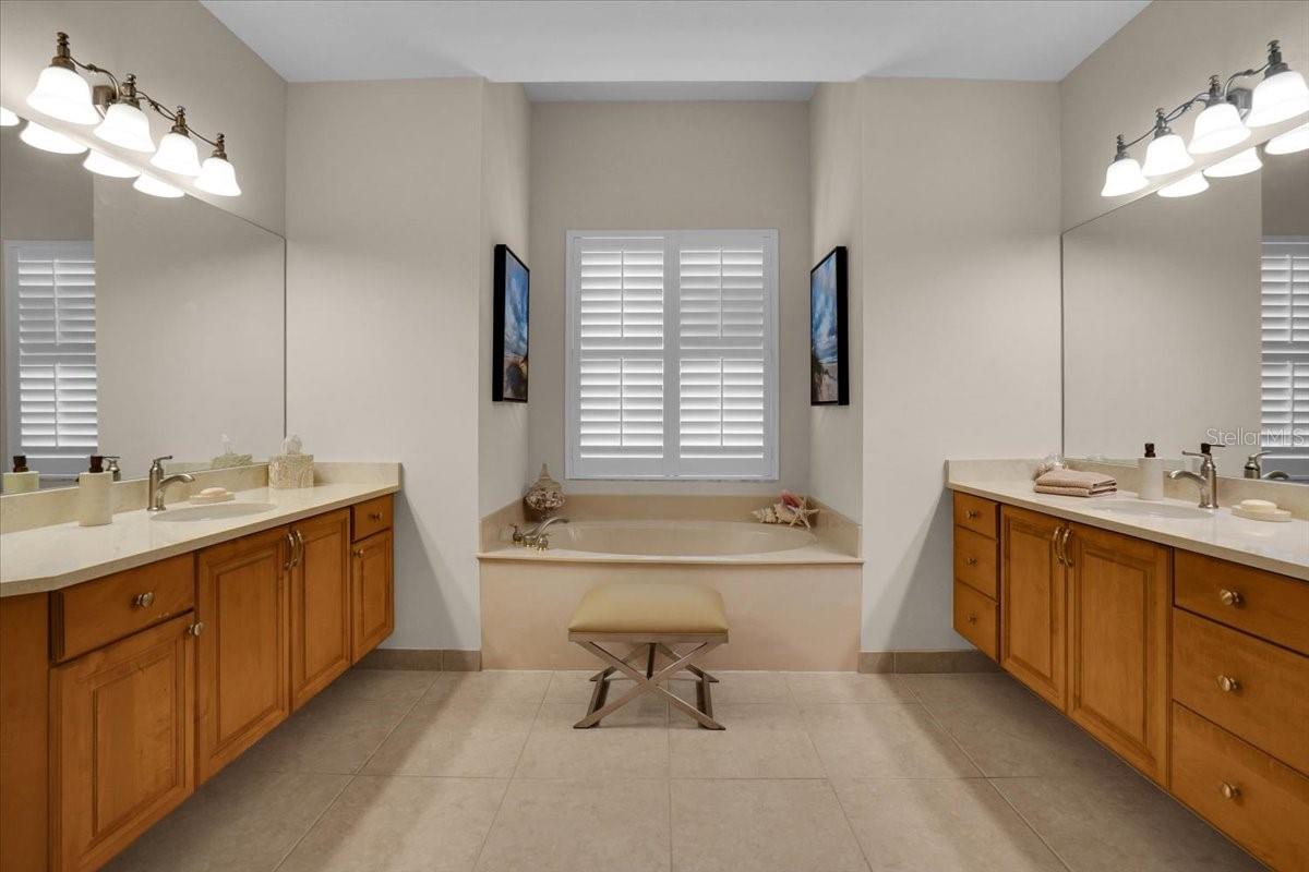 Image 28 of 64 For 4054 65th Place E