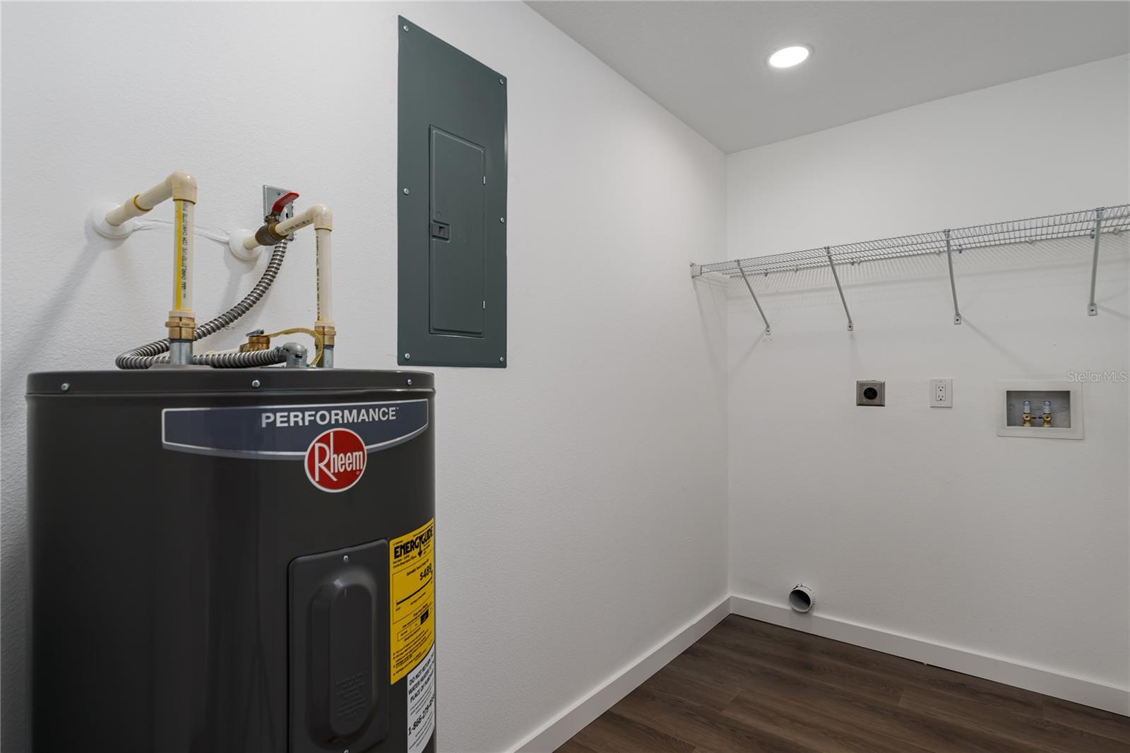 Image 17 of 30 For 305 19th Street East