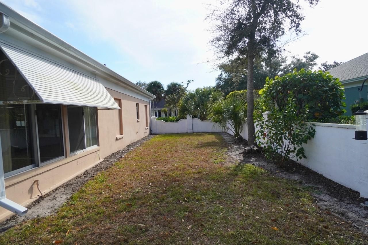 Image 33 of 51 For 16 Golf View Drive