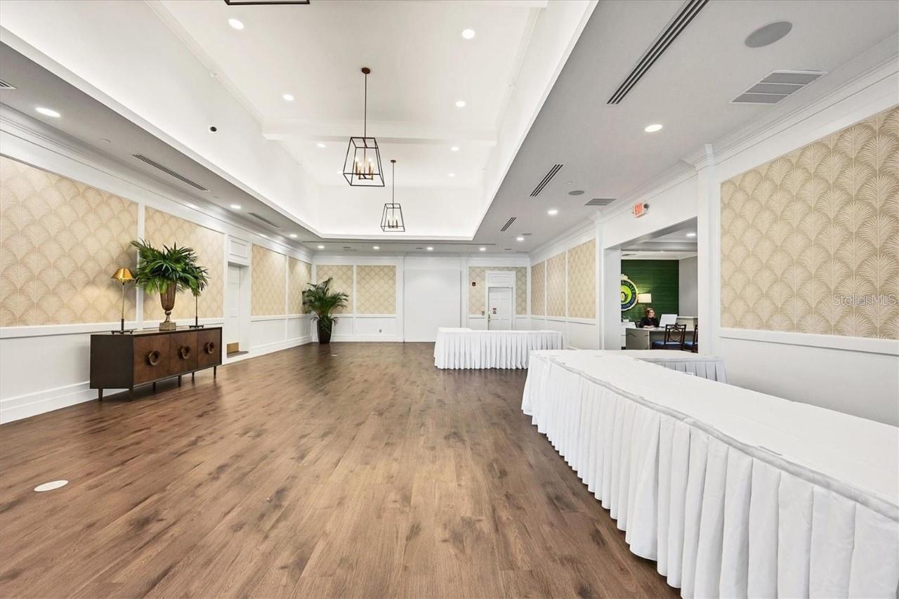 Image 41 of 51 For 16 Golf View Drive