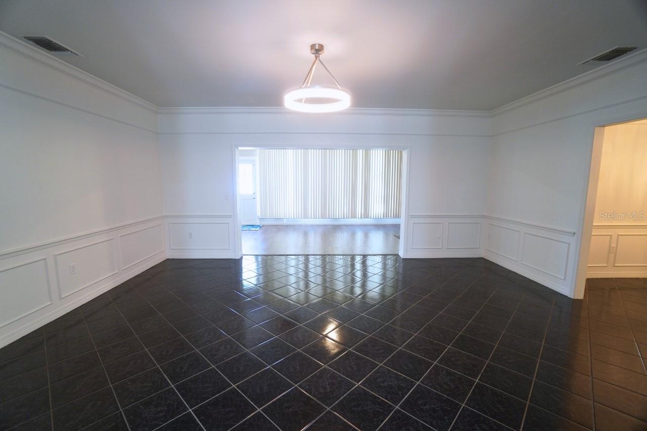 Image 8 of 51 For 16 Golf View Drive