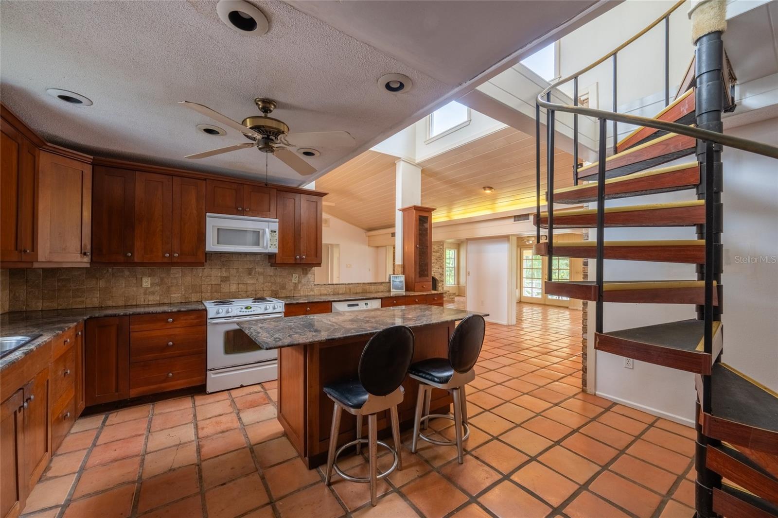 Image 12 of 55 For 5155 Riverwood Avenue