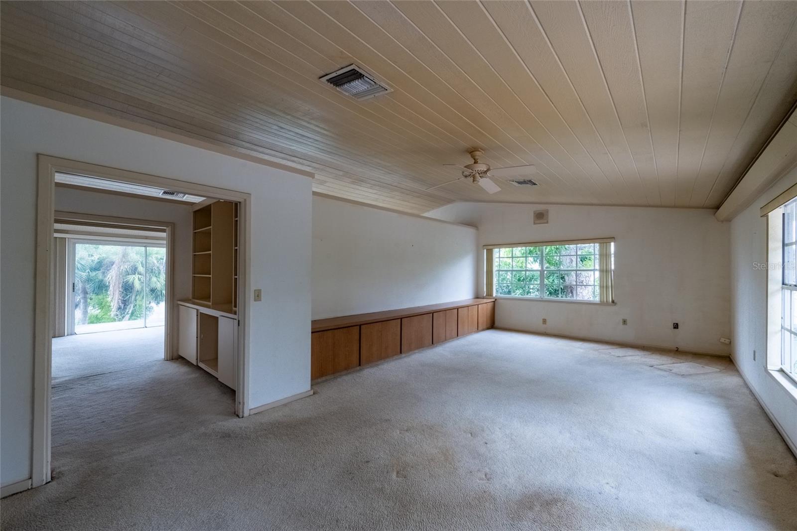 Image 19 of 55 For 5155 Riverwood Avenue