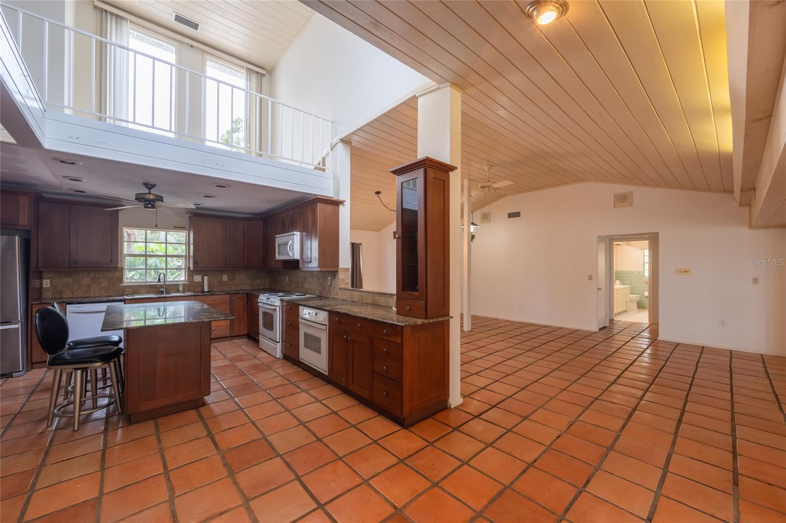 Image 9 of 55 For 5155 Riverwood Avenue