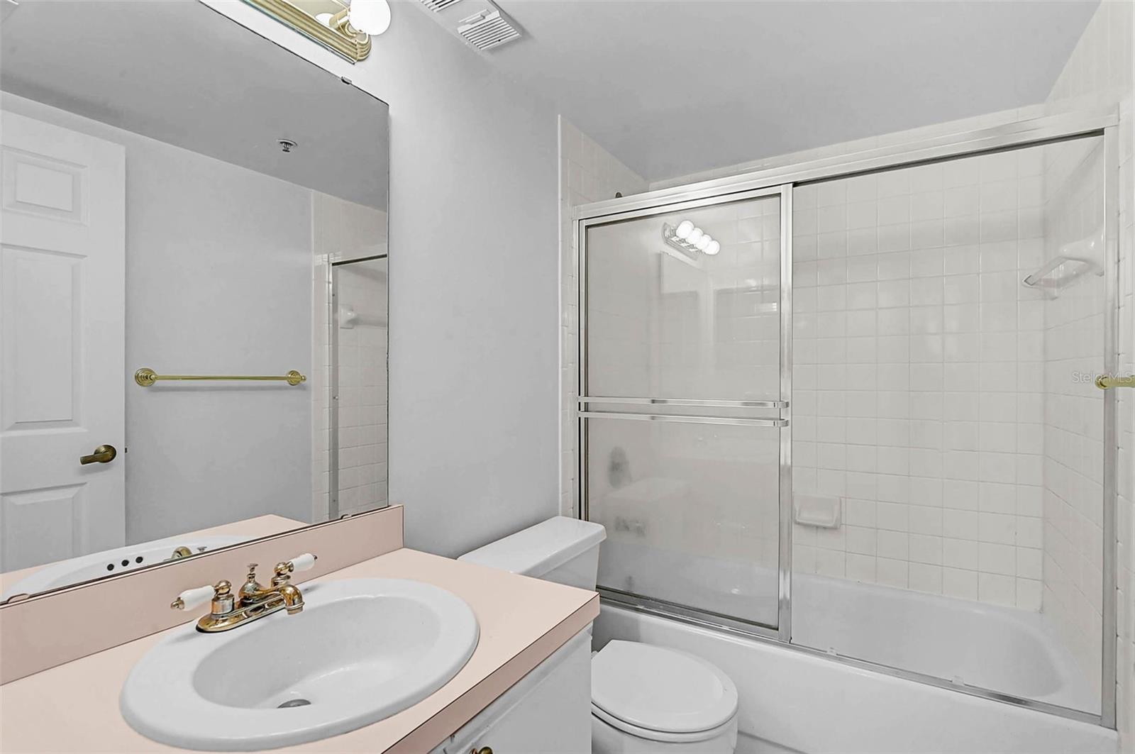 Image 17 of 39 For 2320 Terra Ceia Bay Boulevard 202