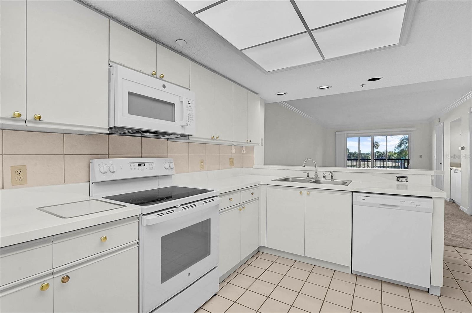 Image 6 of 39 For 2320 Terra Ceia Bay Boulevard 202