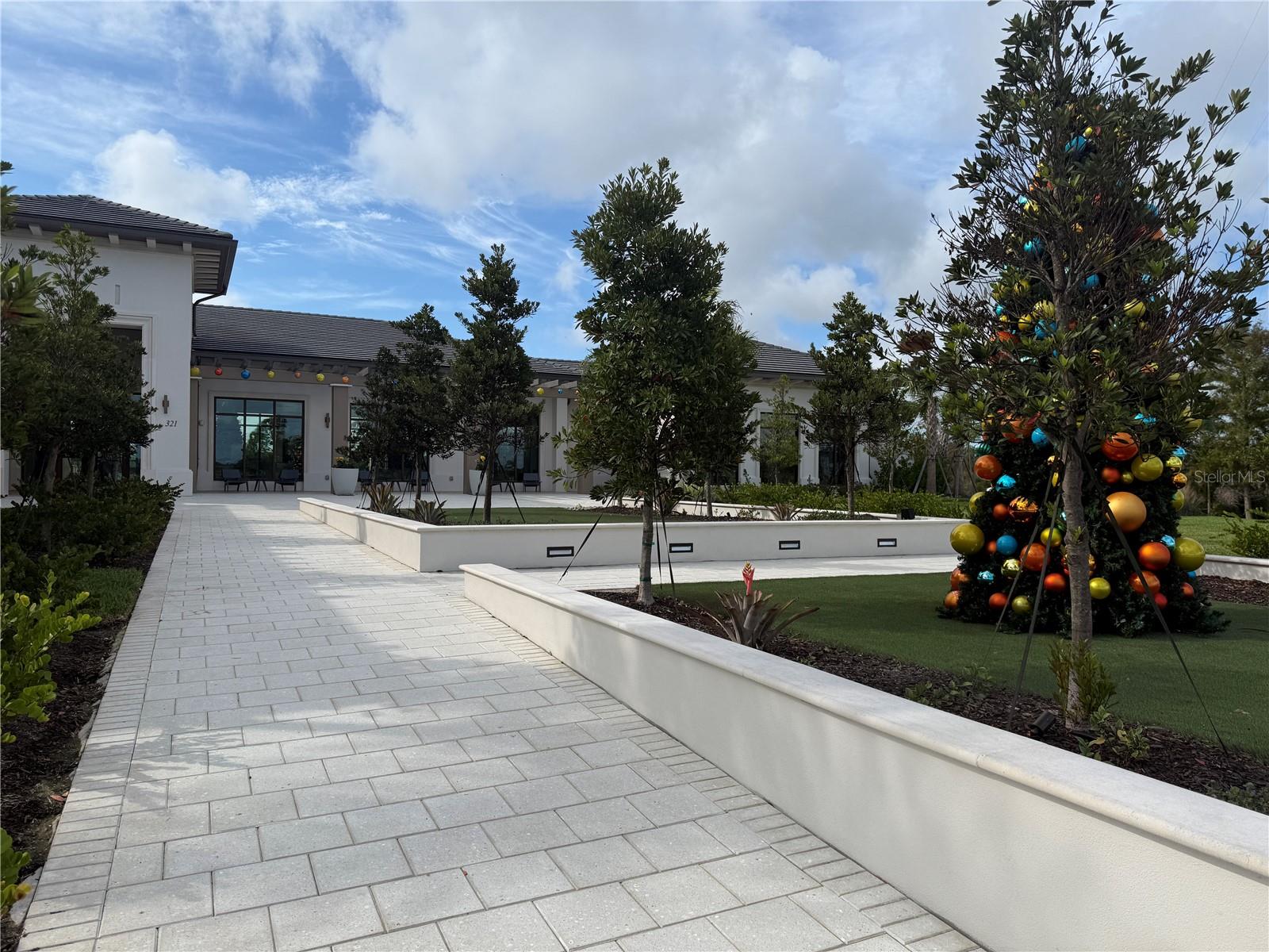 Image 16 of 20 For 200 Vistera Boulevard