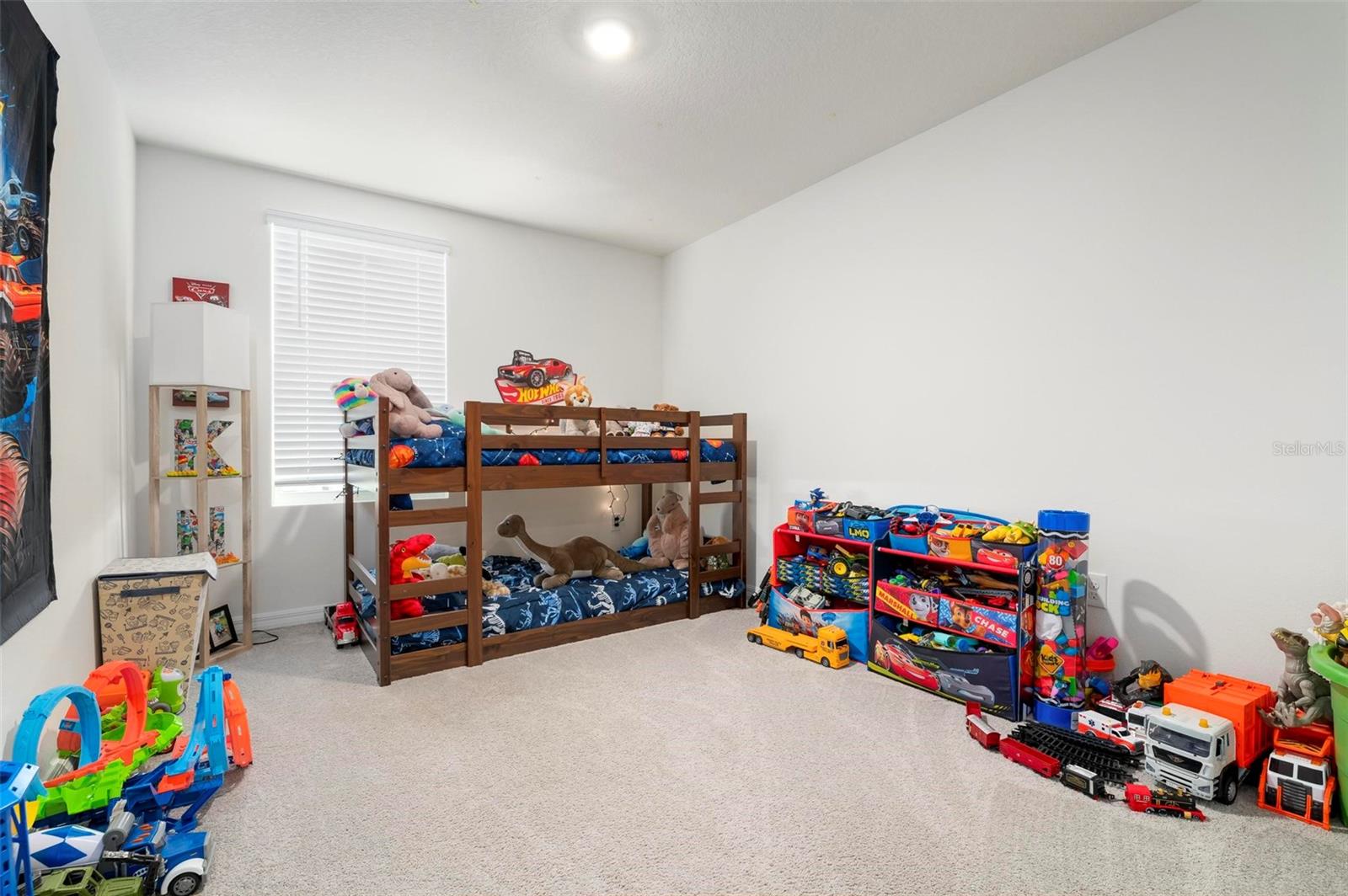 Image 31 of 46 For 10215 Charlotte Drive