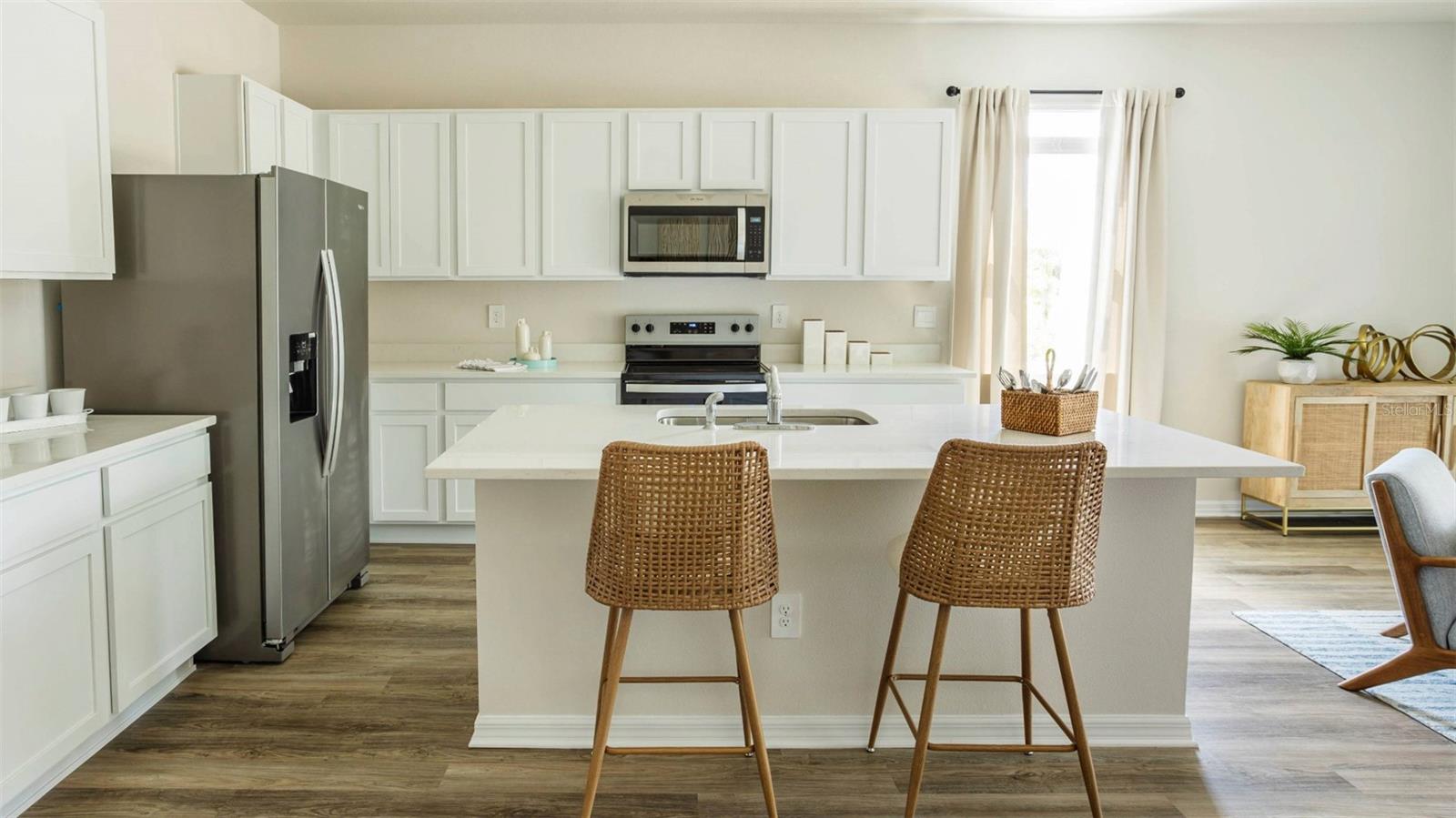 Image 5 of 18 For 4068 Gold Dust Lane