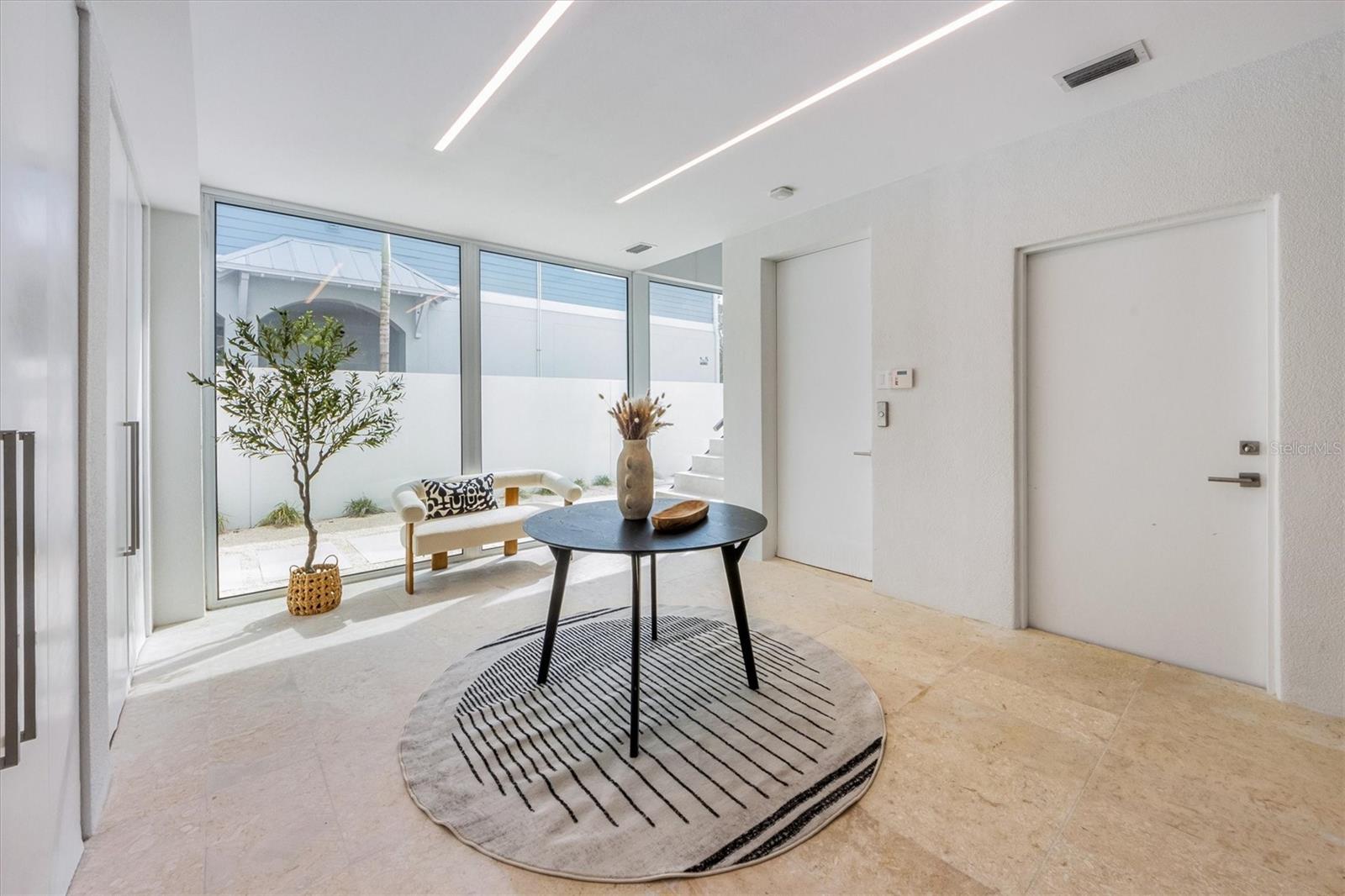 Image 13 of 56 For 115 Bay Boulevard