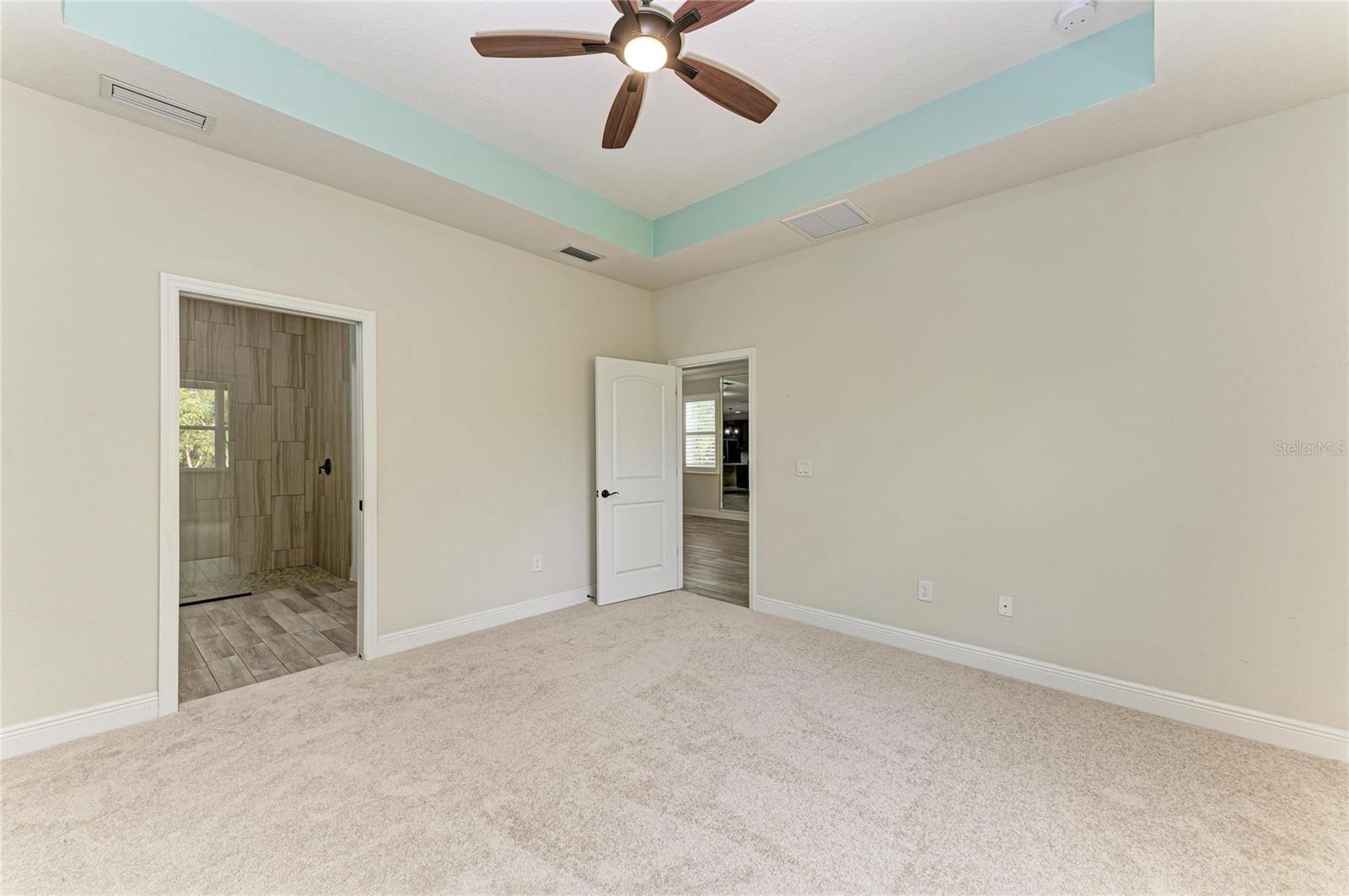 Image 21 of 47 For 5941 Amberly Drive