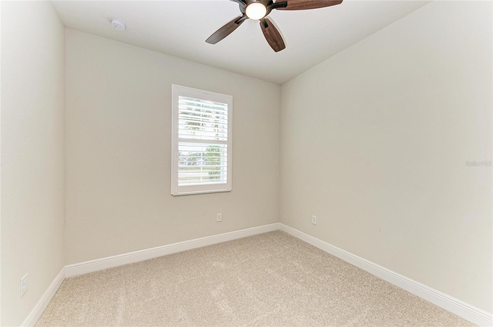 Image 30 of 47 For 5941 Amberly Drive