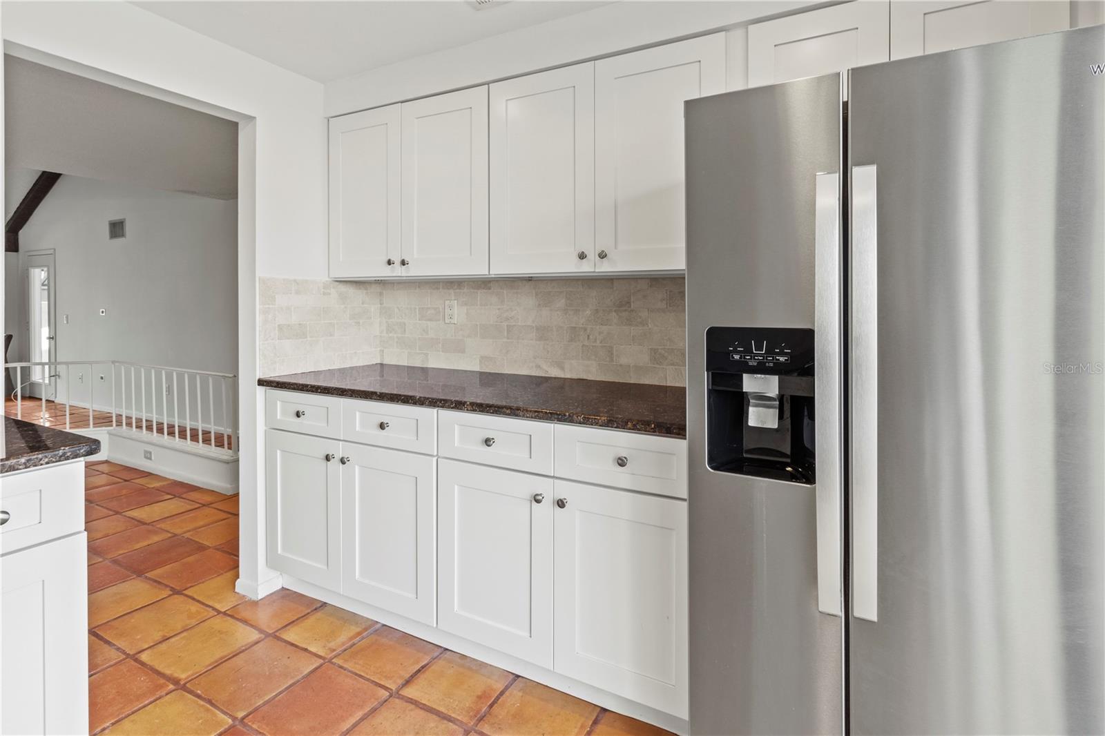 Image 23 of 45 For 2375 Lakeside Mews D2