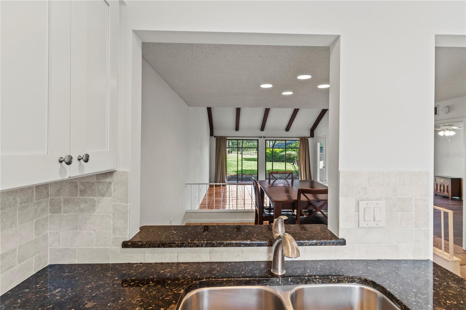 Image 24 of 45 For 2375 Lakeside Mews D2