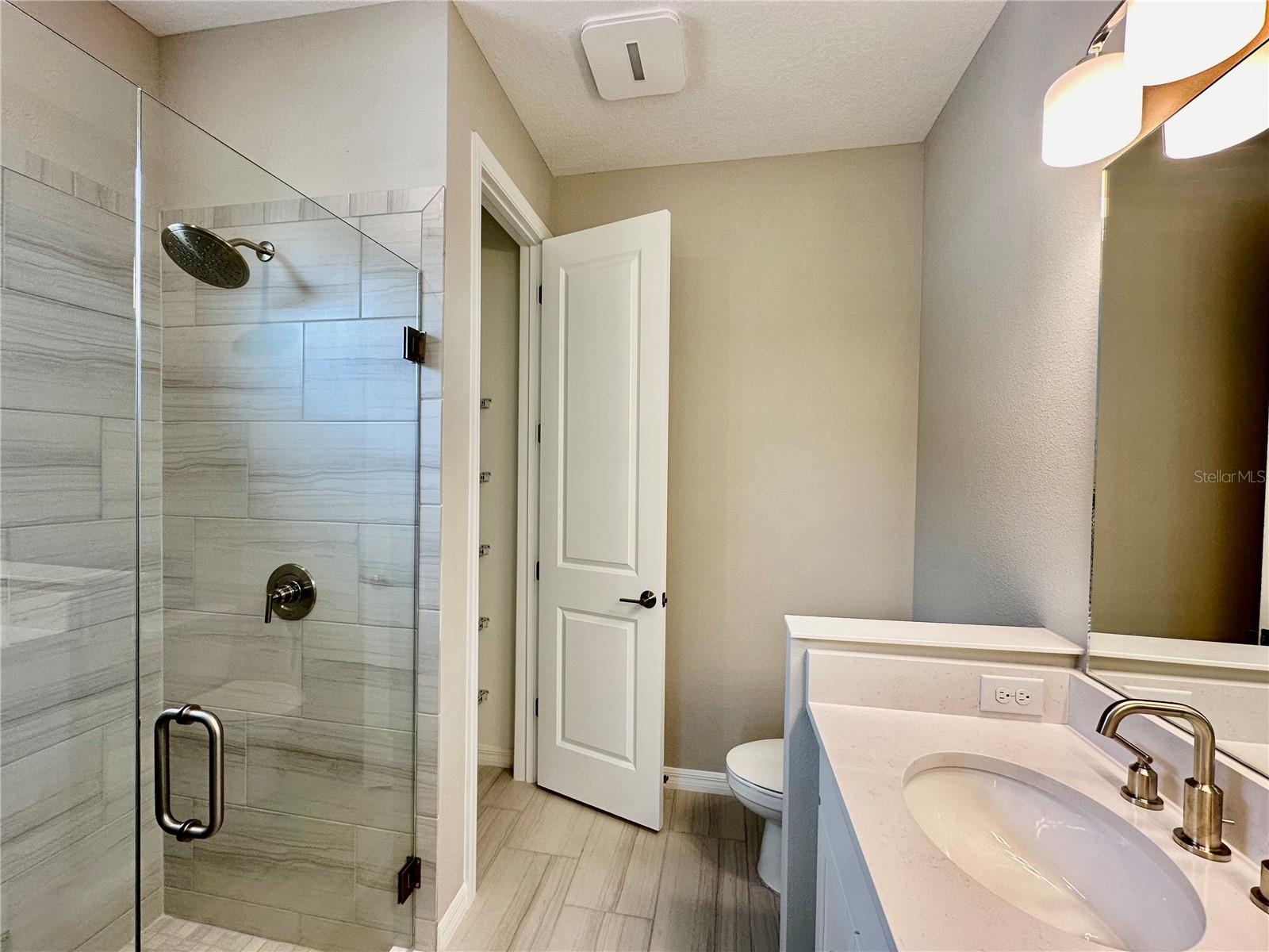 Image 14 of 44 For 15109 Shady Palms Lane