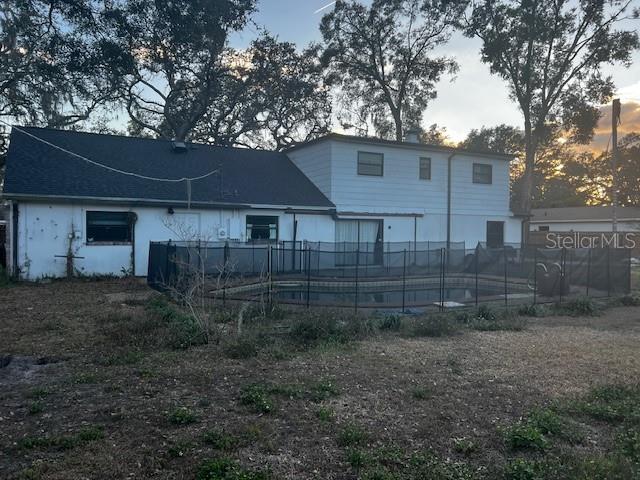 Listing photo id 16 for 610 Valle Vista Drive