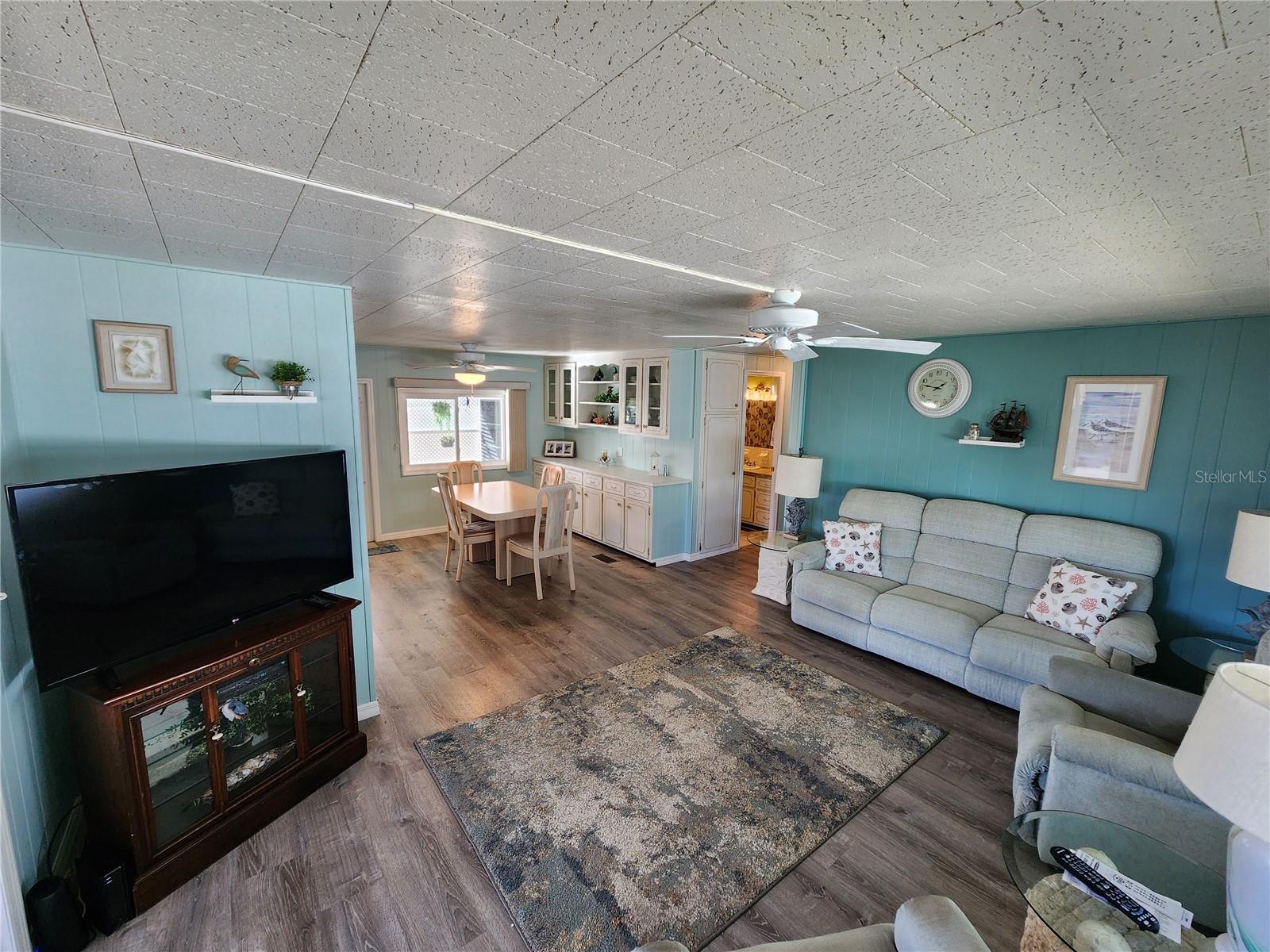 Image 10 of 37 For 603 Cyprus Court