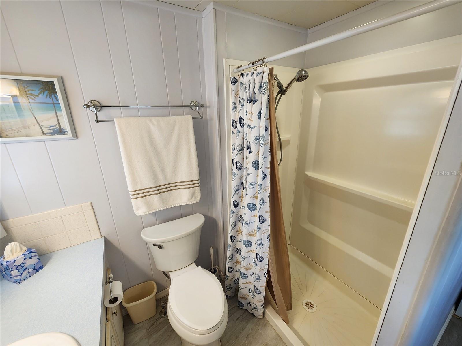 Image 25 of 37 For 603 Cyprus Court