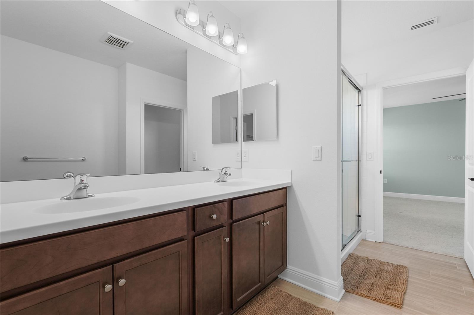 Image 11 of 93 For 8526 Frangipani Terrace