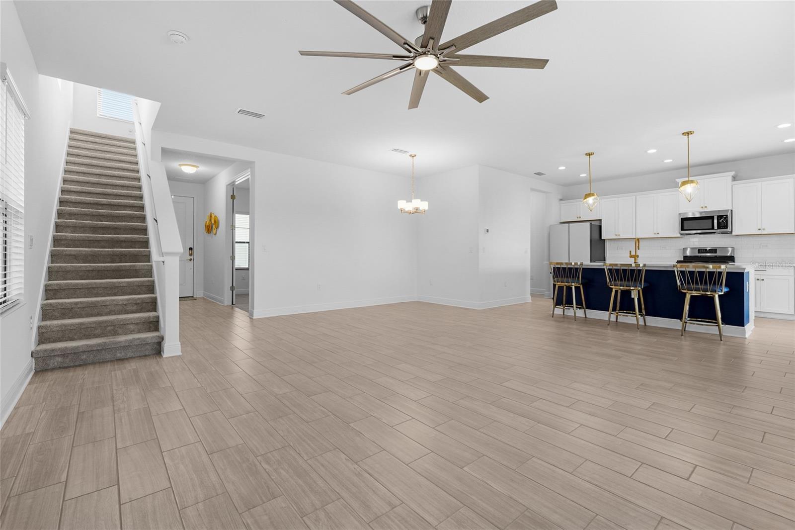 Image 34 of 93 For 8526 Frangipani Terrace