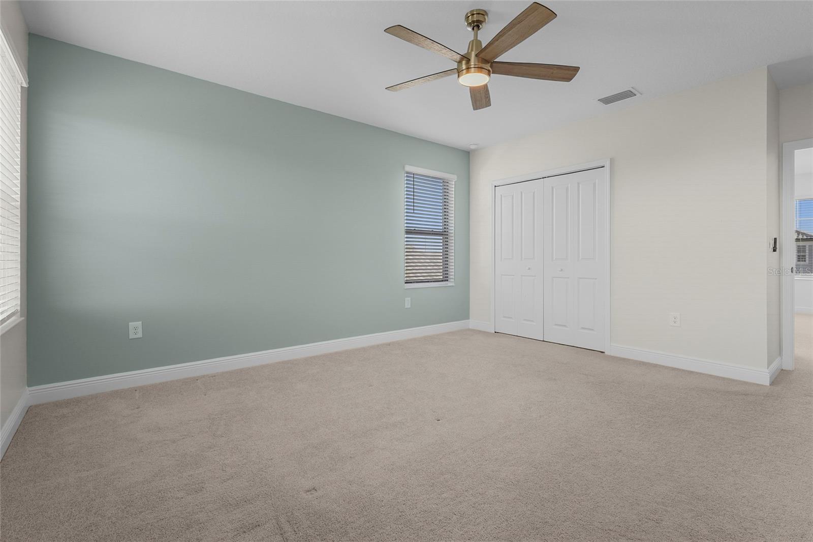 Image 43 of 93 For 8526 Frangipani Terrace