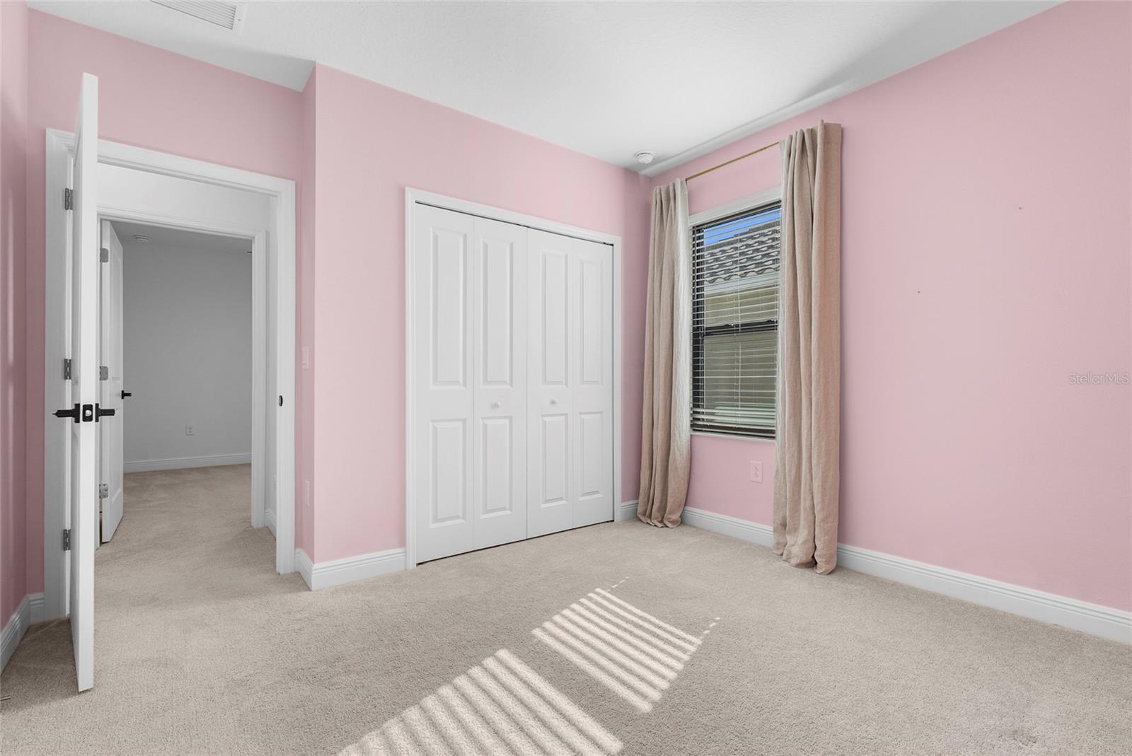 Image 50 of 93 For 8526 Frangipani Terrace