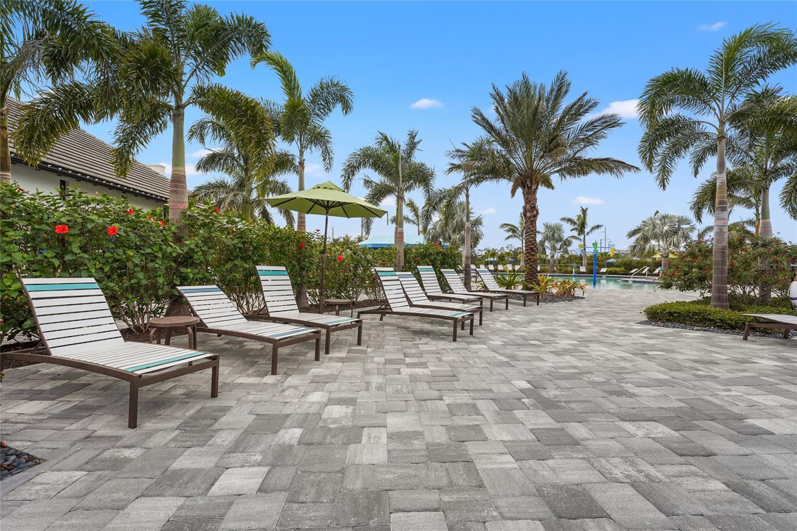 Image 80 of 93 For 8526 Frangipani Terrace