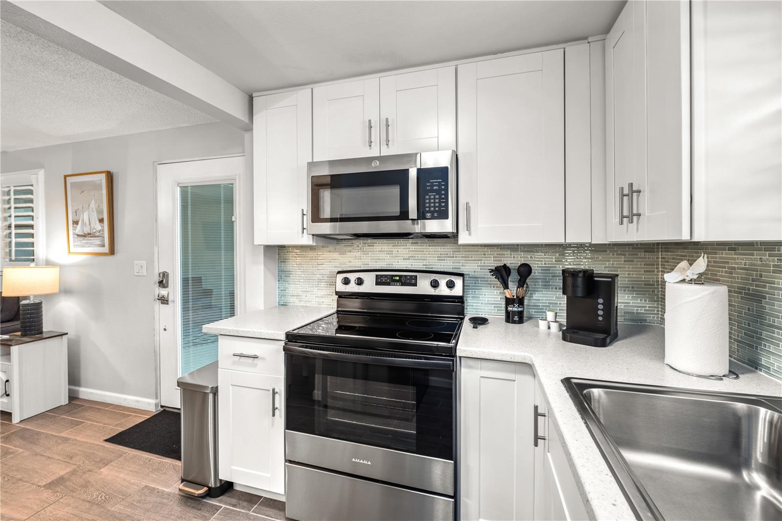 Image 12 of 65 For 1123 Crescent Street 1123-1125