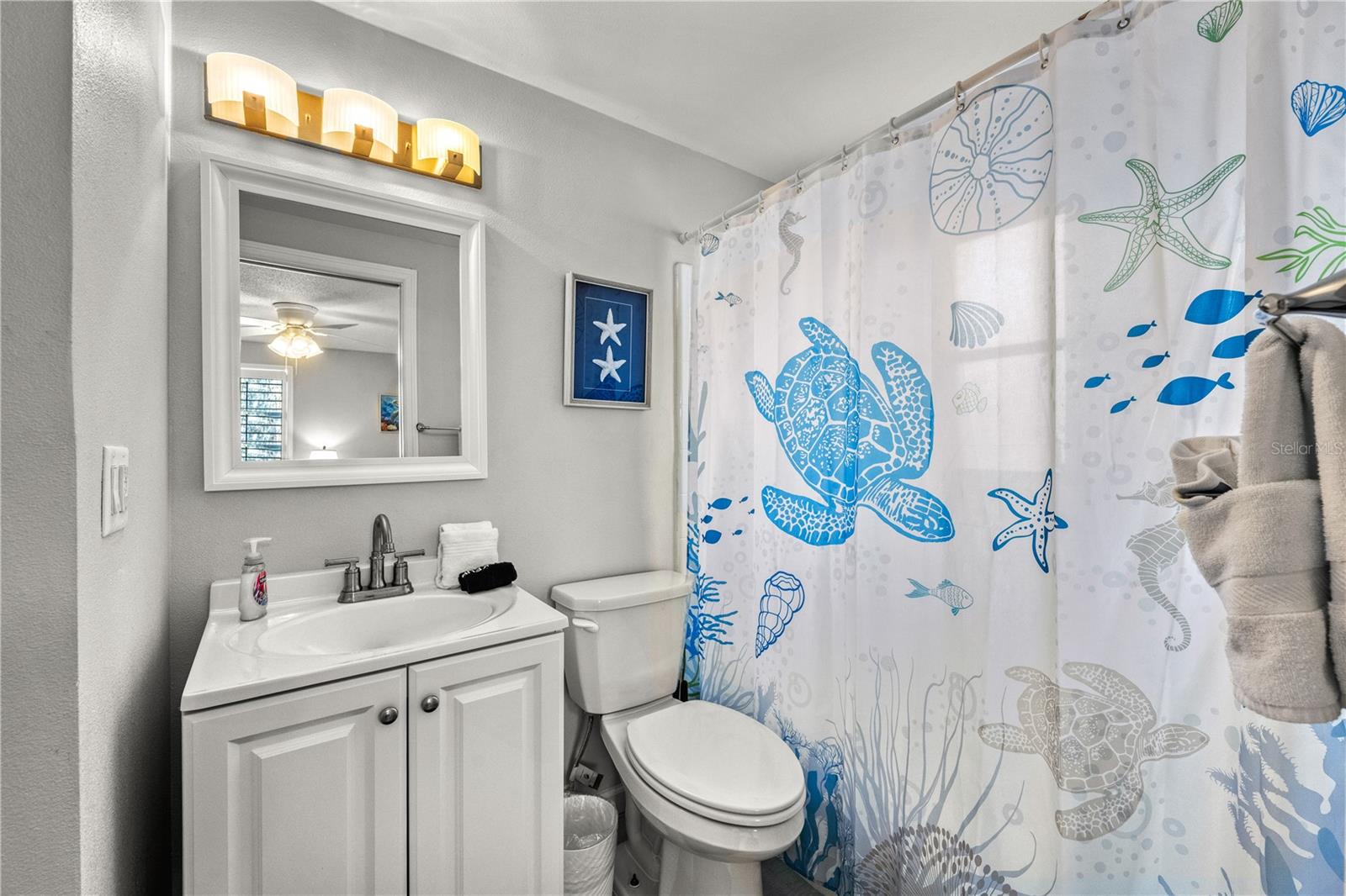 Image 23 of 65 For 1123 Crescent Street 1123-1125