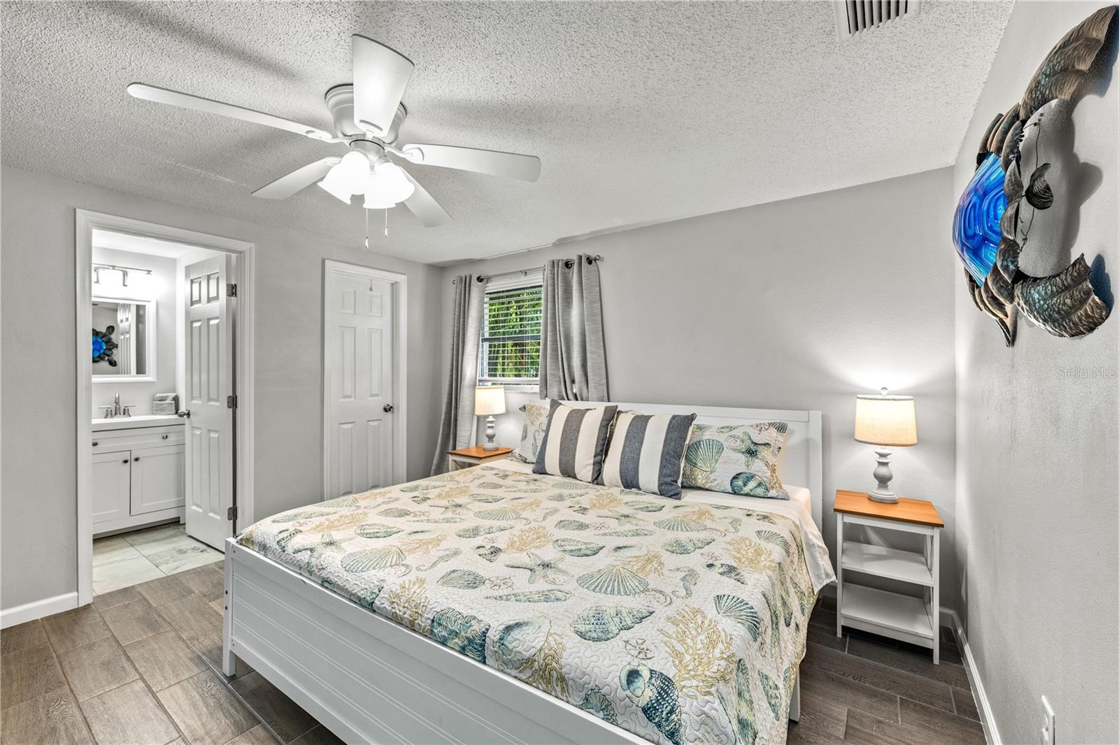 Image 36 of 65 For 1123 Crescent Street 1123-1125