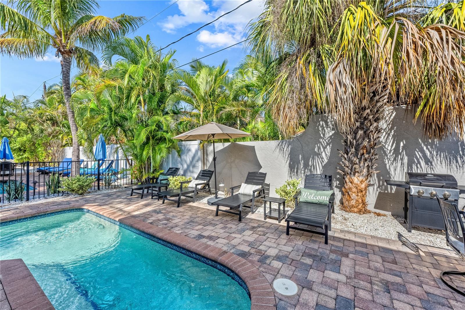 Image 49 of 65 For 1123 Crescent Street 1123-1125