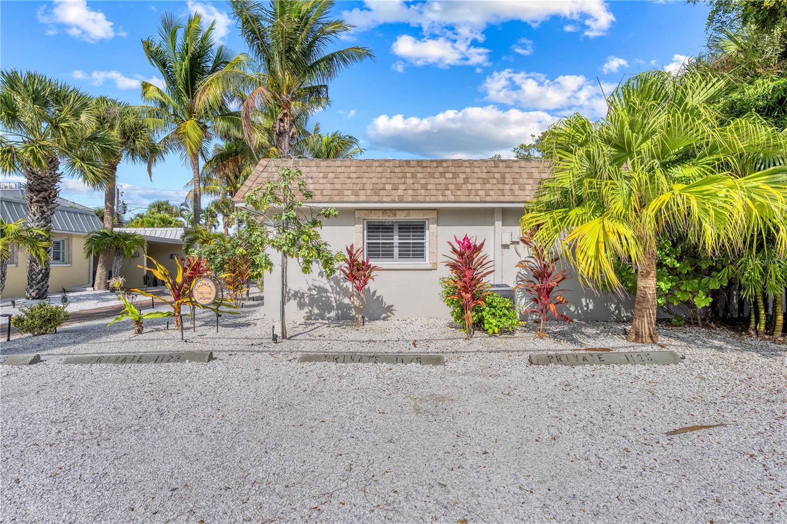 Image 55 of 65 For 1123 Crescent Street 1123-1125