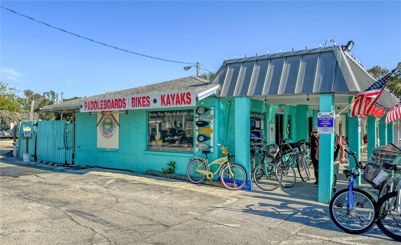 Image 64 of 65 For 1123 Crescent Street 1123-1125