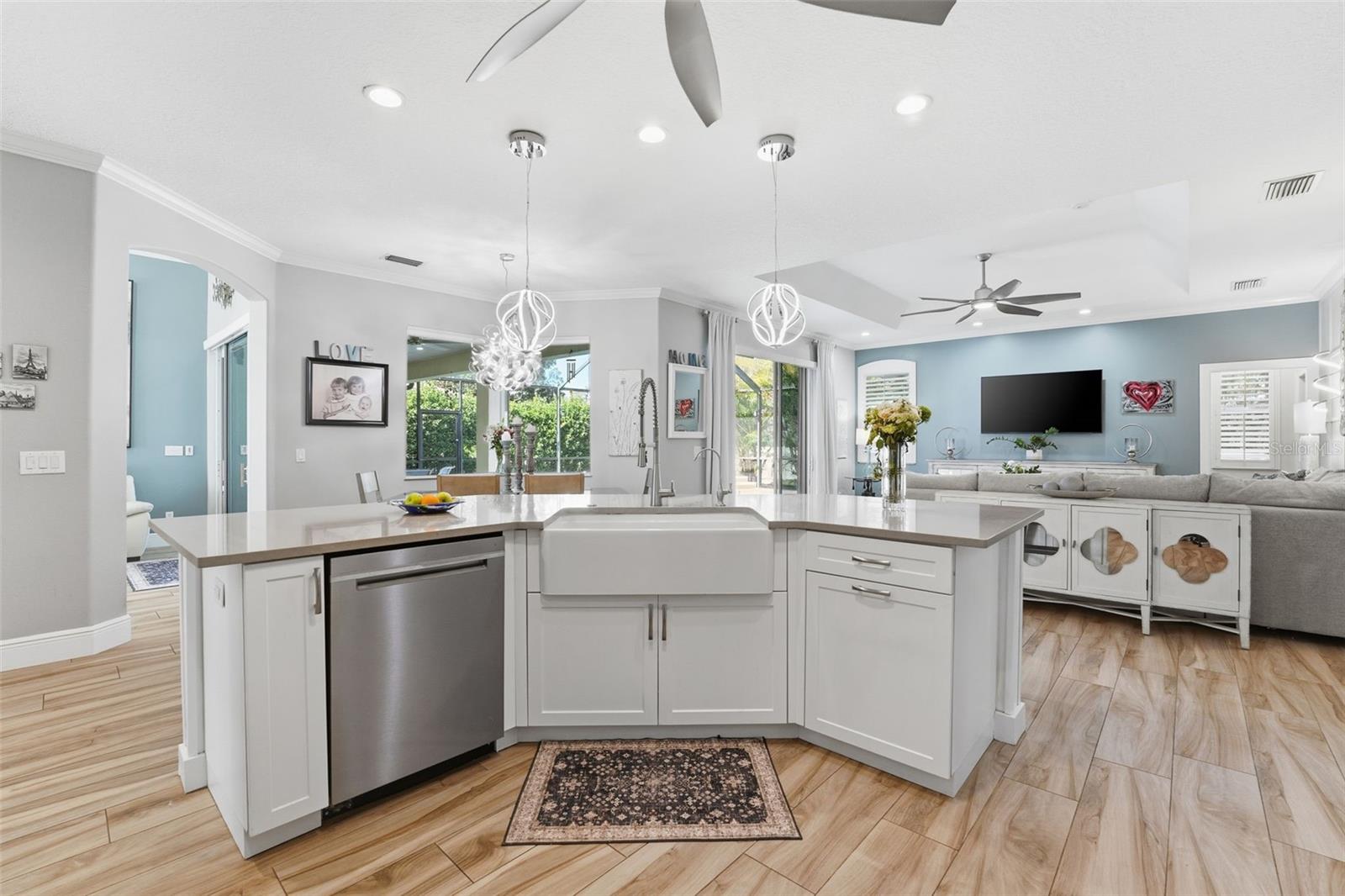 Image 14 of 49 For 6331 Yellow Wood Place