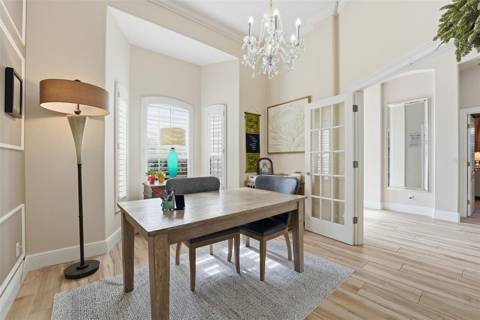 Image 9 of 49 For 6331 Yellow Wood Place