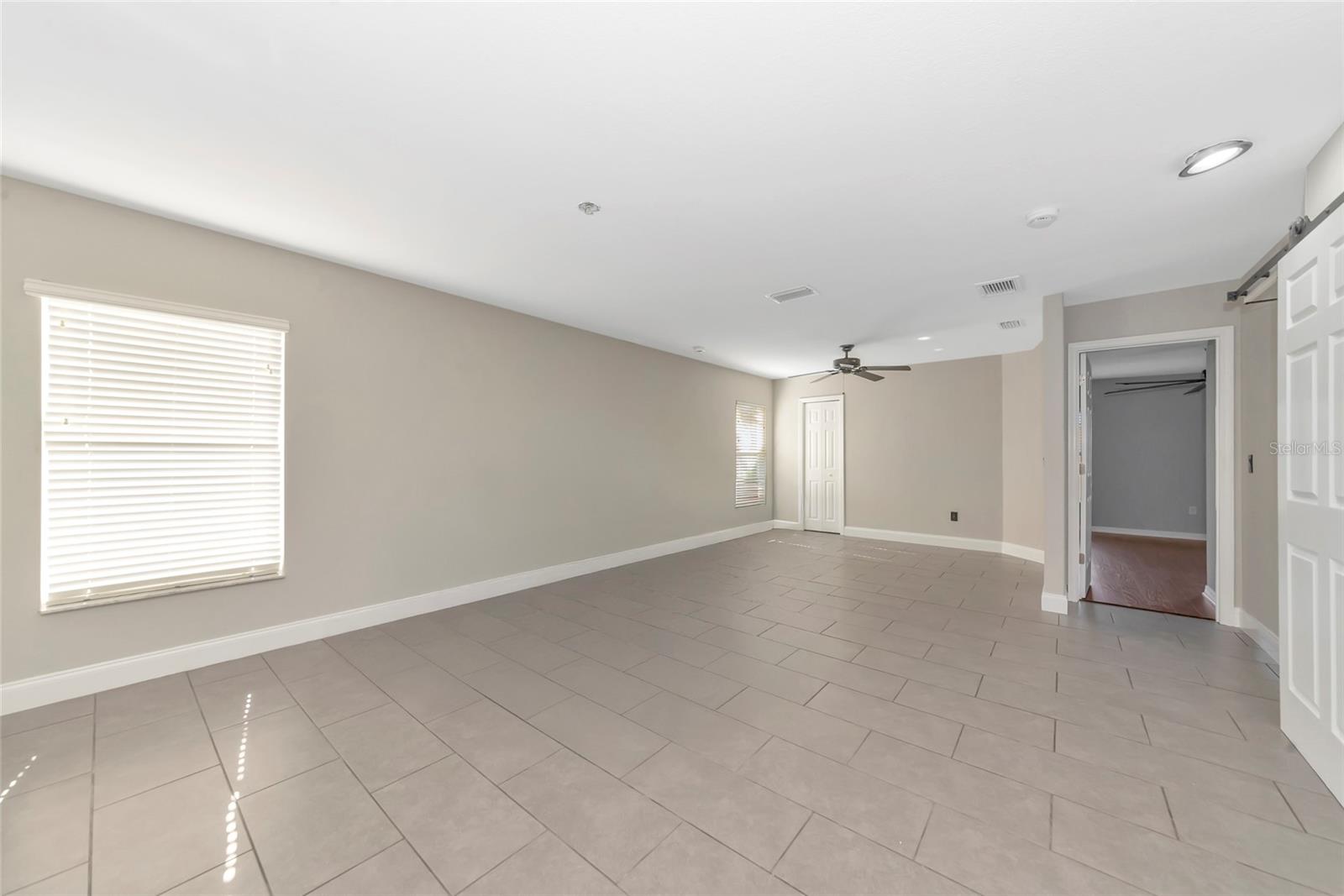 Image 18 of 36 For 7112 Chatum Light Run