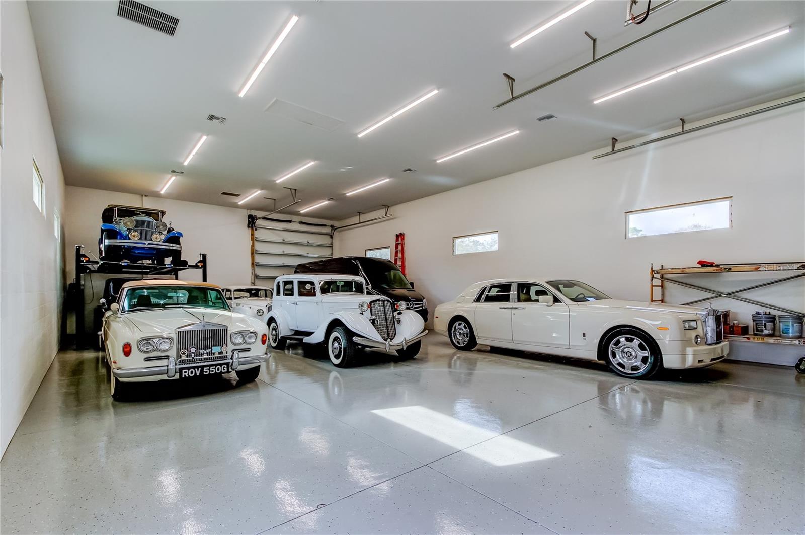 Image 24 of 25 For 6367 Foxbrook Trail