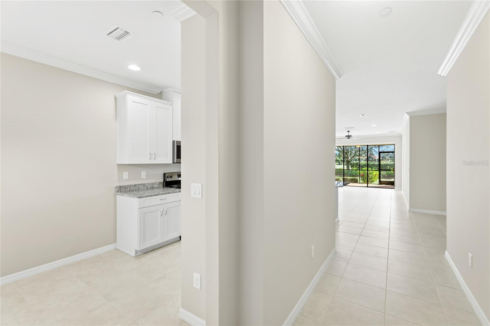 Image 5 of 31 For 12710 Sorrento Way 102