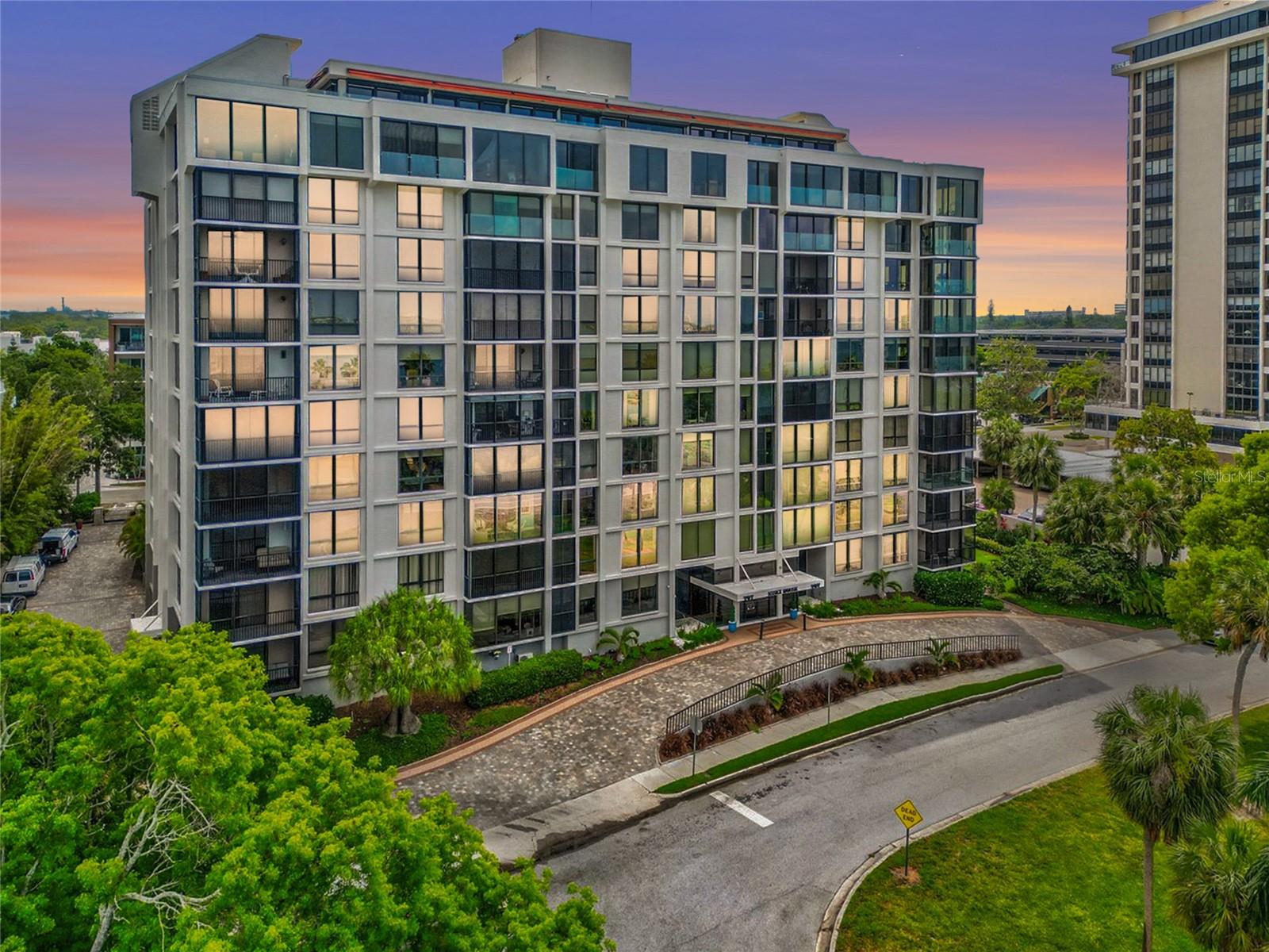 Details for 707 Gulfstream Avenue 906, SARASOTA, FL 34236