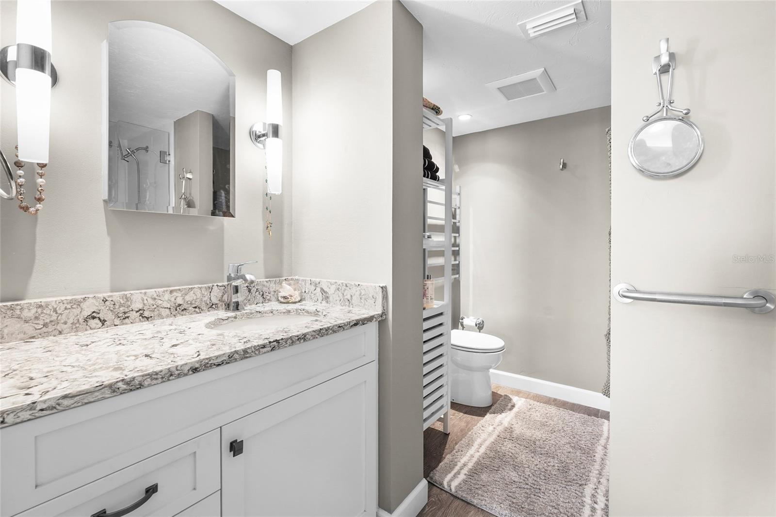 Image 10 of 59 For 707 Gulfstream Avenue 906