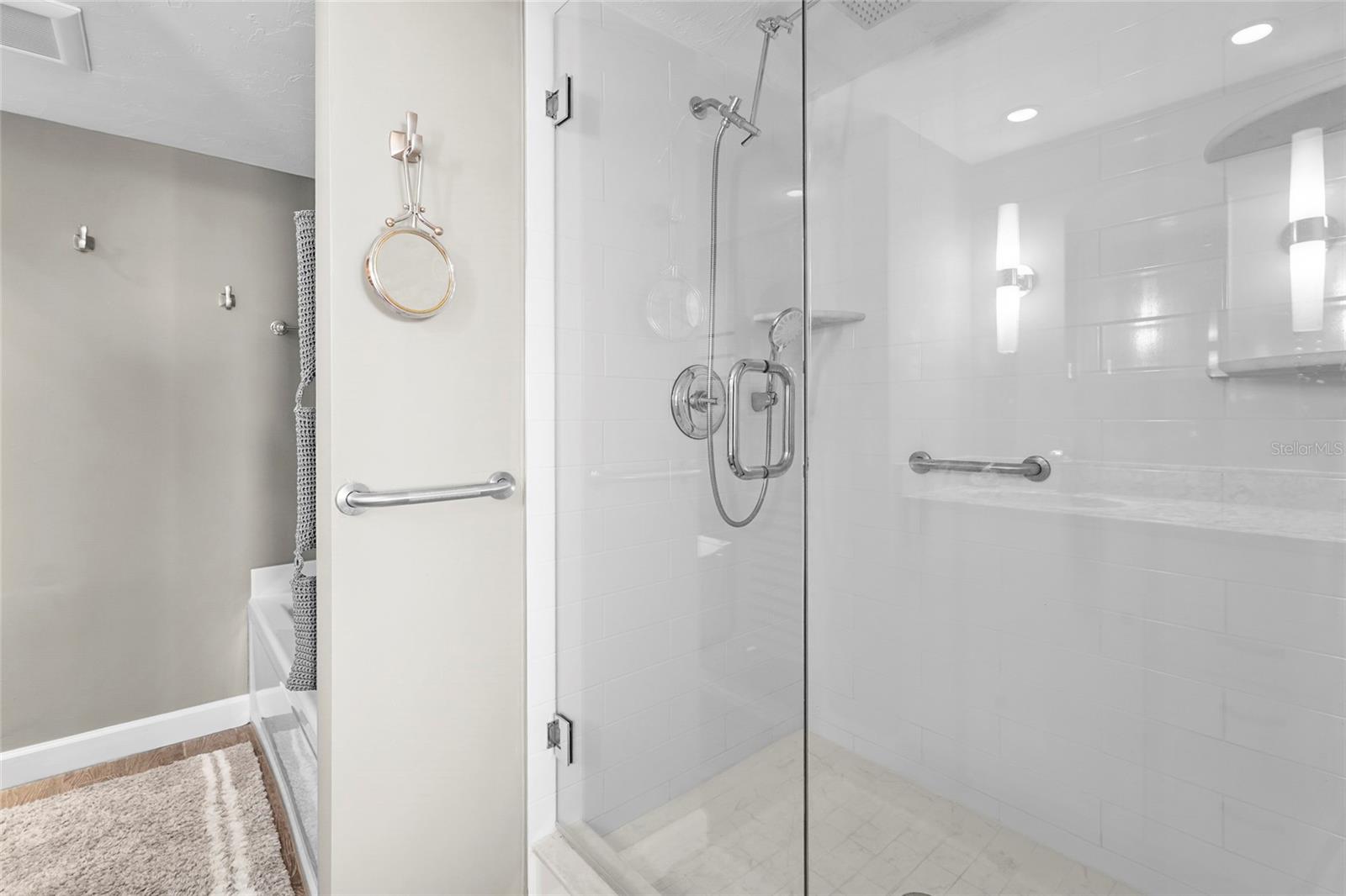 Image 11 of 59 For 707 Gulfstream Avenue 906