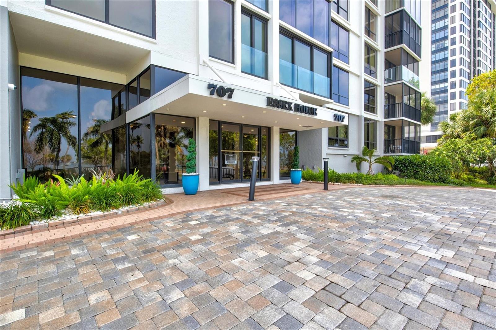 Image 17 of 59 For 707 Gulfstream Avenue 906