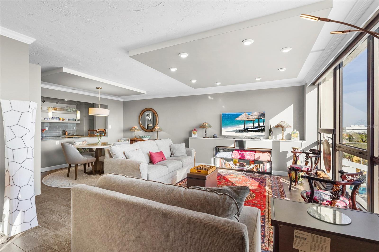 Image 20 of 59 For 707 Gulfstream Avenue 906