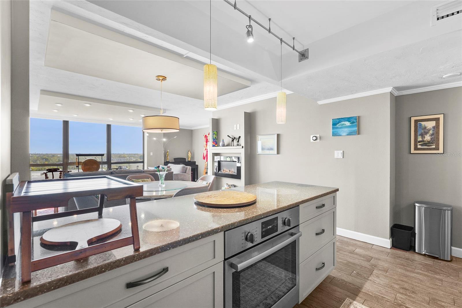 Image 24 of 59 For 707 Gulfstream Avenue 906