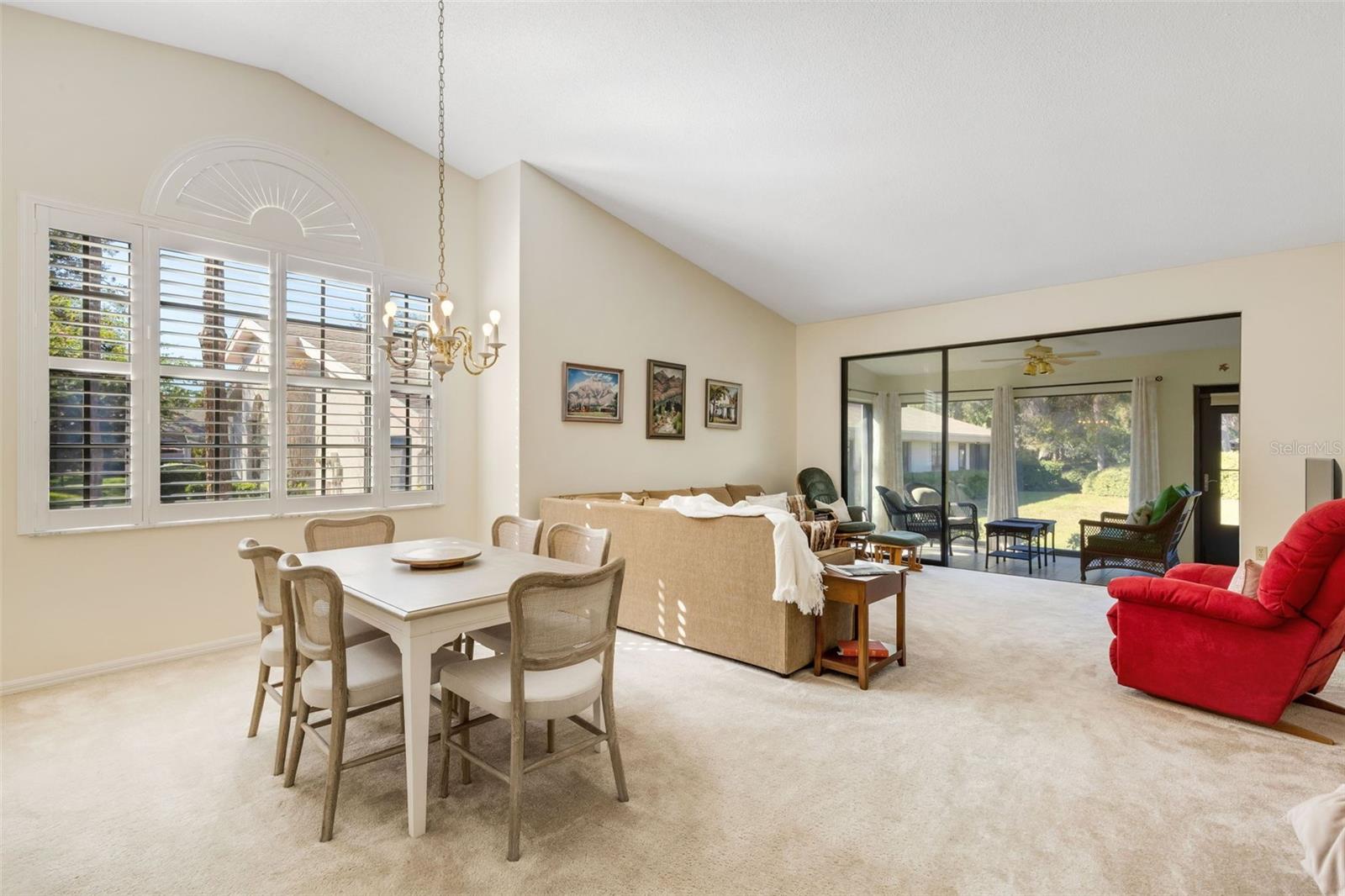 Image 10 of 58 For 5531 Hampstead Heath  44