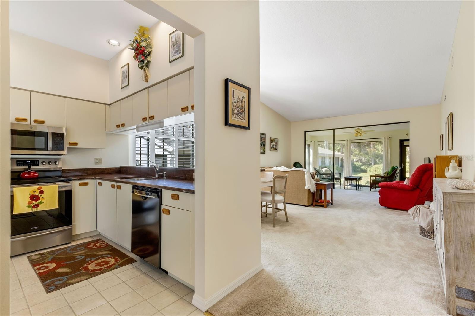 Image 11 of 58 For 5531 Hampstead Heath  44