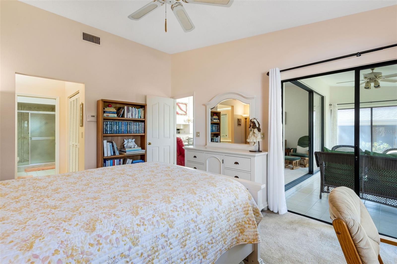 Image 30 of 58 For 5531 Hampstead Heath  44